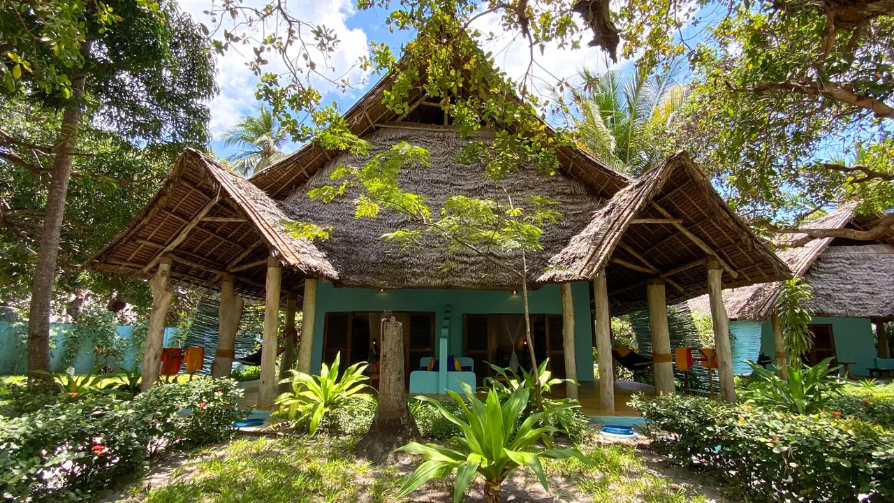 Butiama Beach — image 15