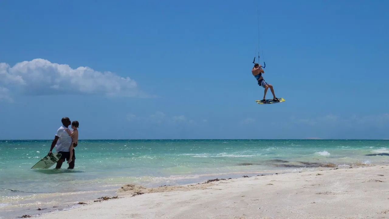 Bahia Mar — image 35
