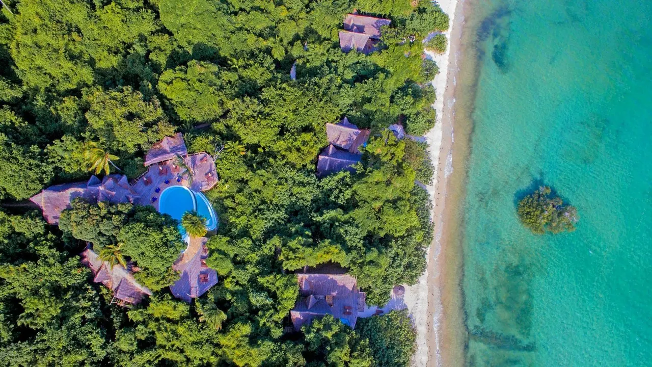 Fundu Lagoon — image 10