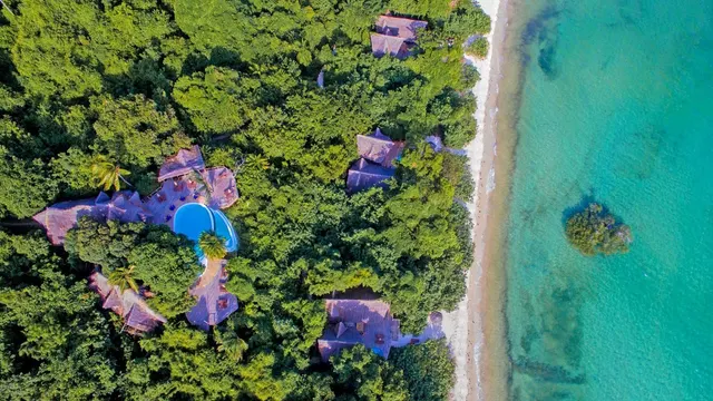 Fundu Lagoon — image 10