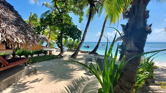 Sambatra Beach Lodge — image 21