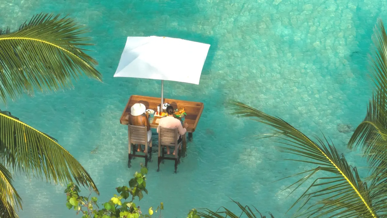 Constance Moofushi — image 8