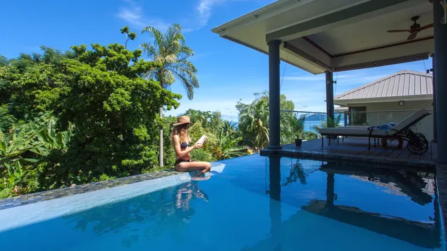 Anse Soleil Beachcomber — image 3
