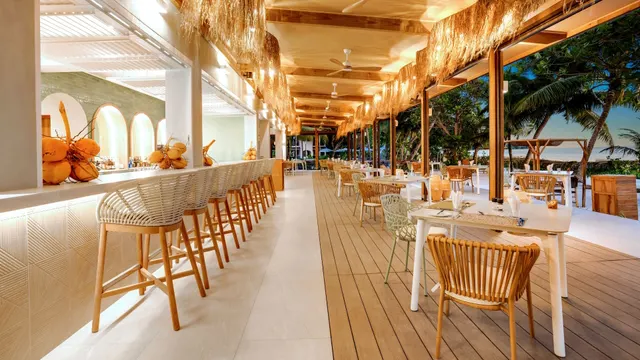 Indian Ocean Lodge — image 3