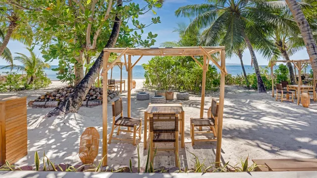 Indian Ocean Lodge — image 13