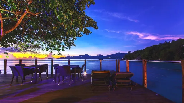 Anse Soleil Beachcomber — image 8