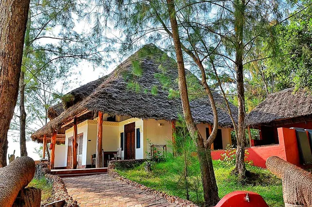 Pongwe Beach Hotel — image 35