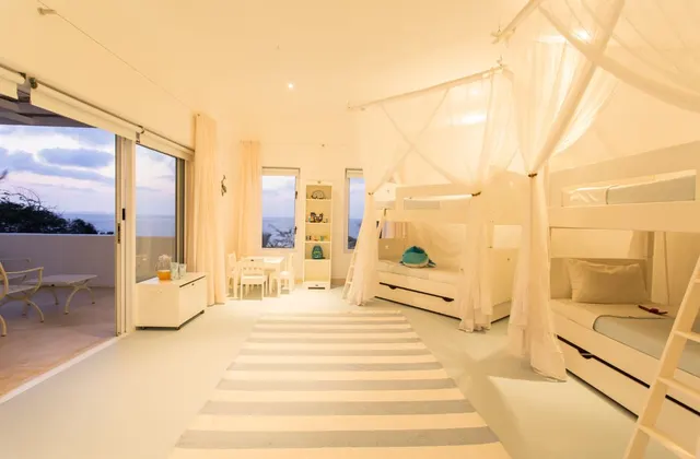 Santorini Villas — image 11