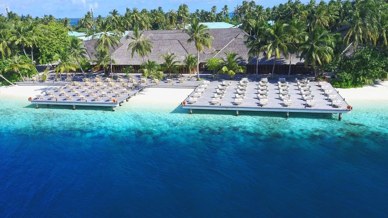 Vilamendhoo — image 9