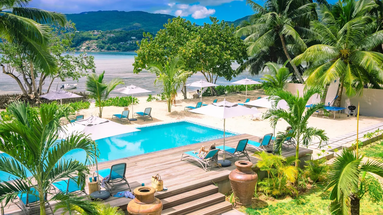 Pineapple Beach Villas — image 6