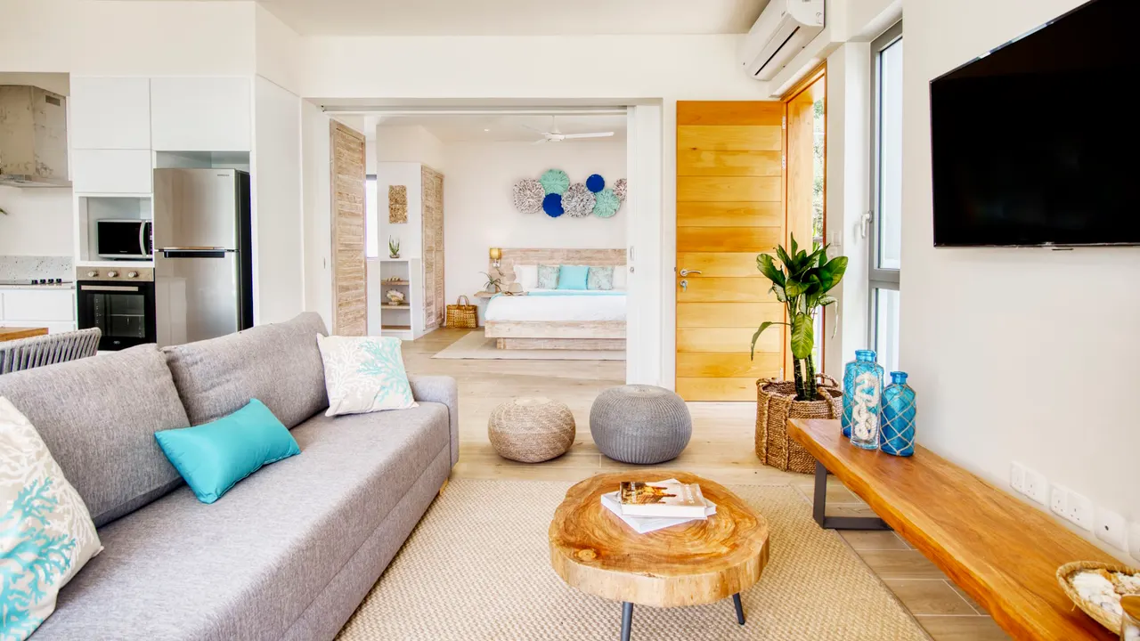 Pineapple Beach Villas — image 2