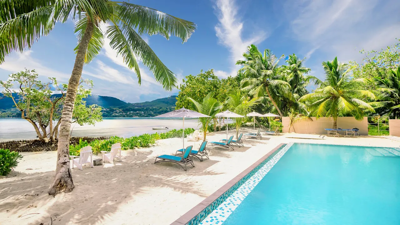 Pineapple Beach Villas — image 17