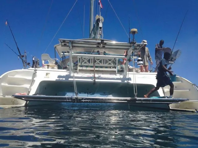 Cruising by Catamaran — image 30