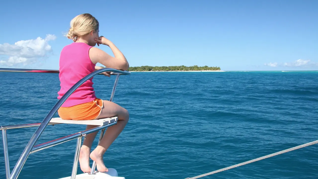 Cruising by Catamaran — image 16