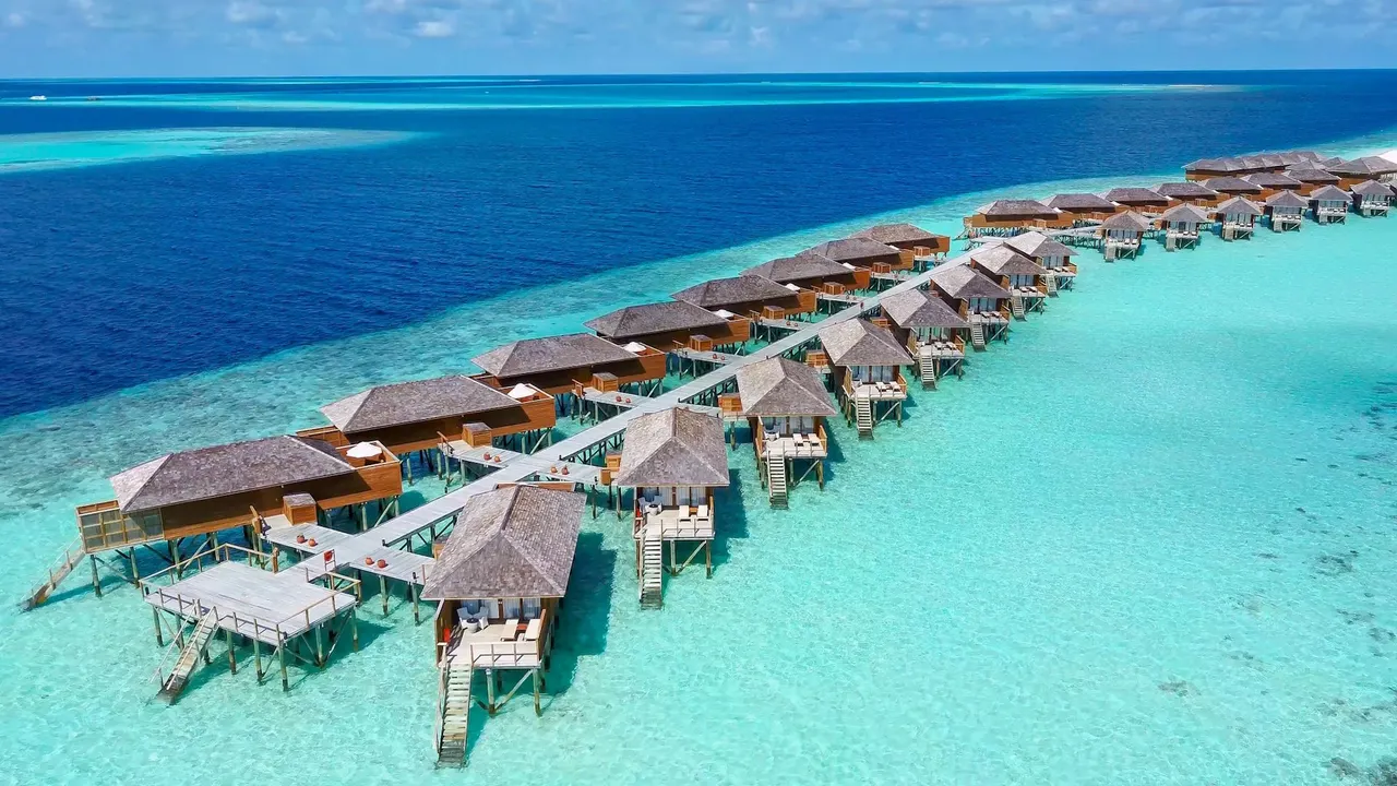 Vilamendhoo — image 32