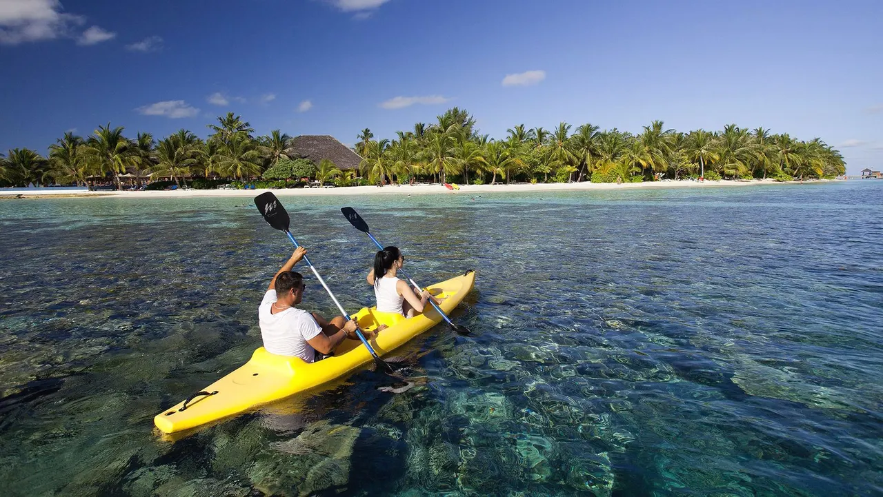 Vilamendhoo — image 34