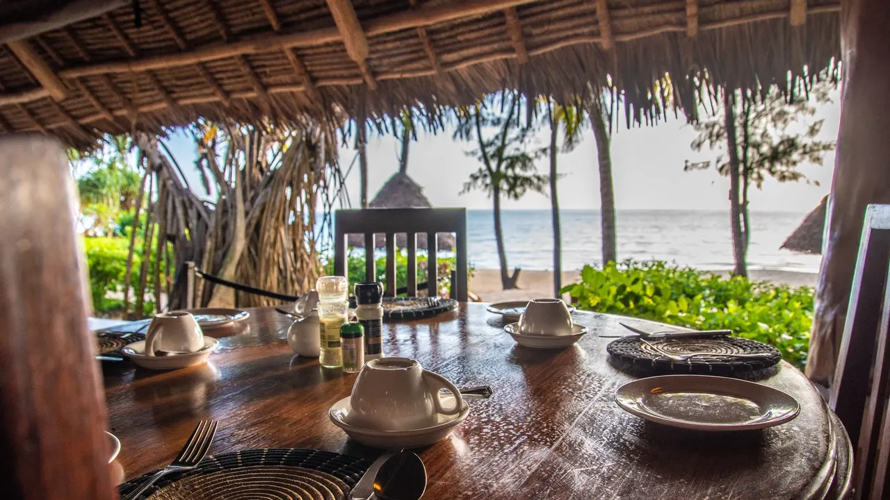 Pongwe Beach Hotel — image 12