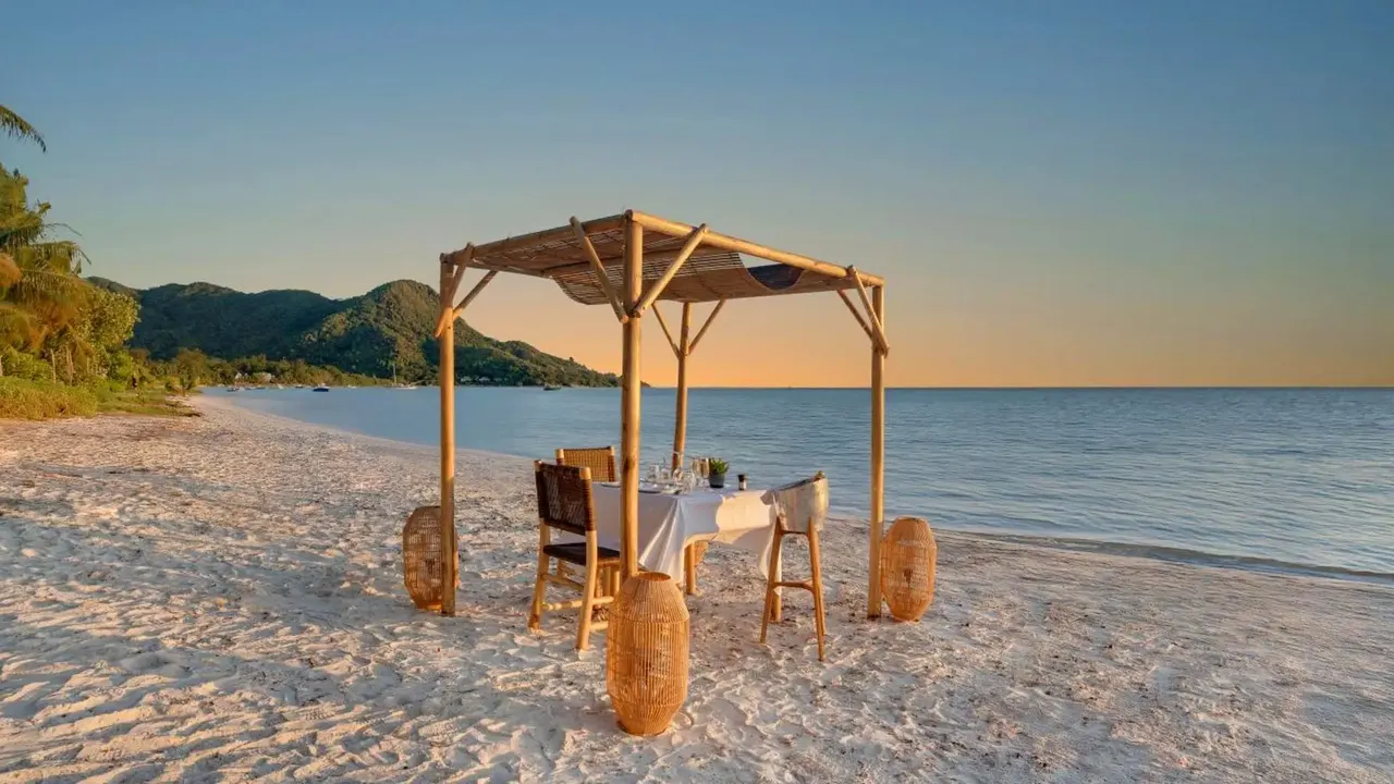 Indian Ocean Lodge — image 32
