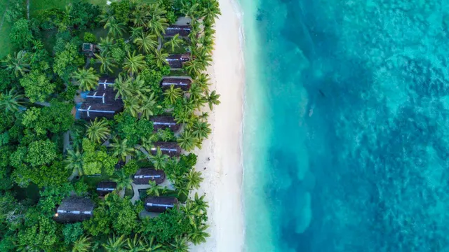 Sambatra Beach Lodge — image 8