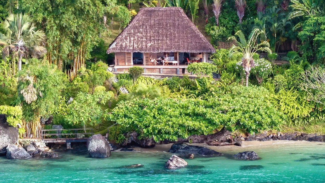 Tsara Komba — image 12