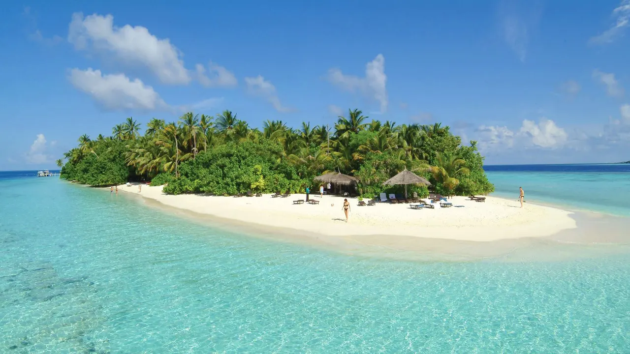 Vilamendhoo — image 43