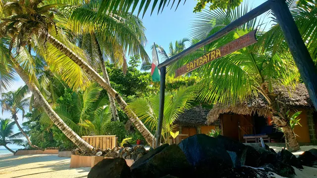 Sambatra Beach Lodge — image 3