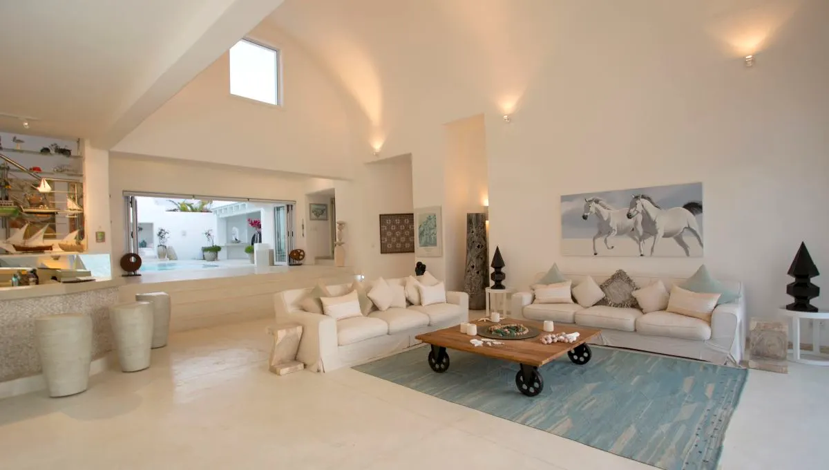 Santorini Villas — image 13
