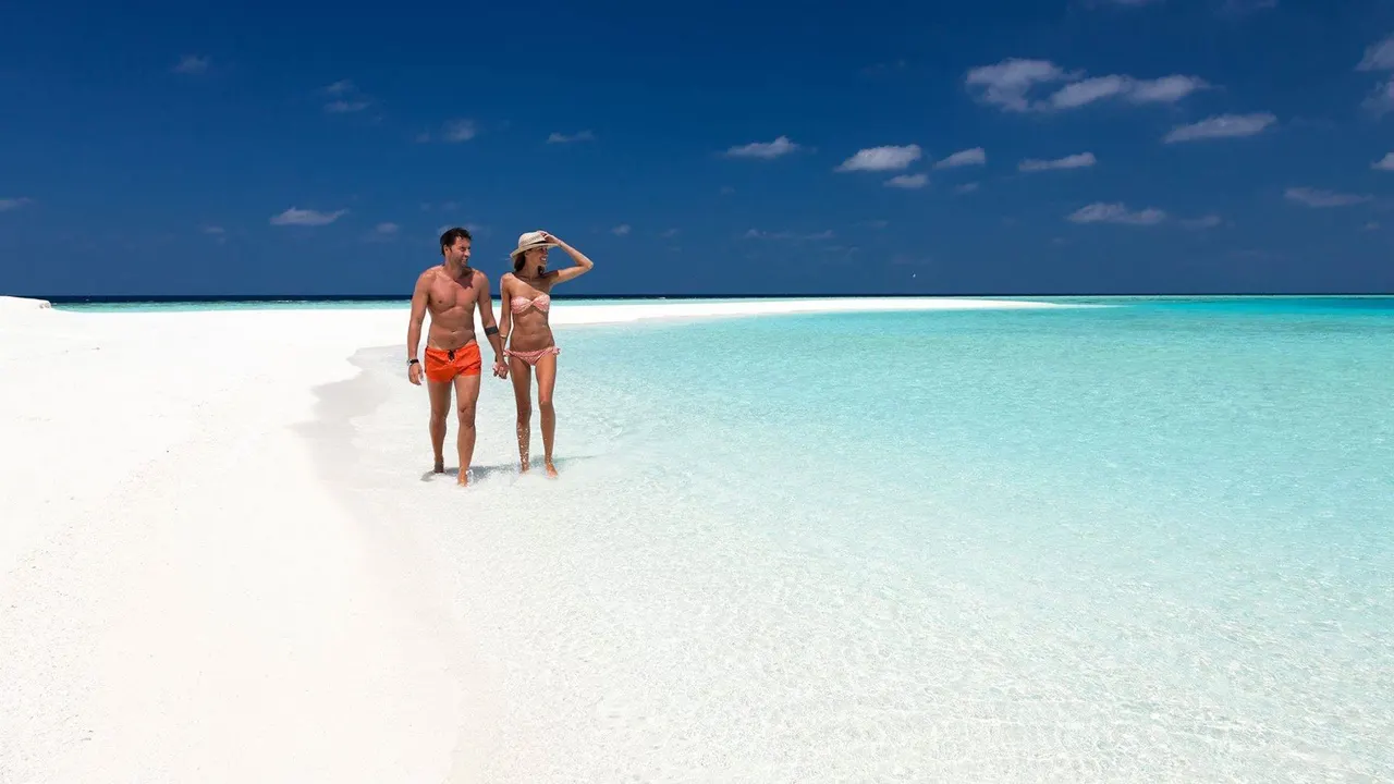 Vilamendhoo — image 16