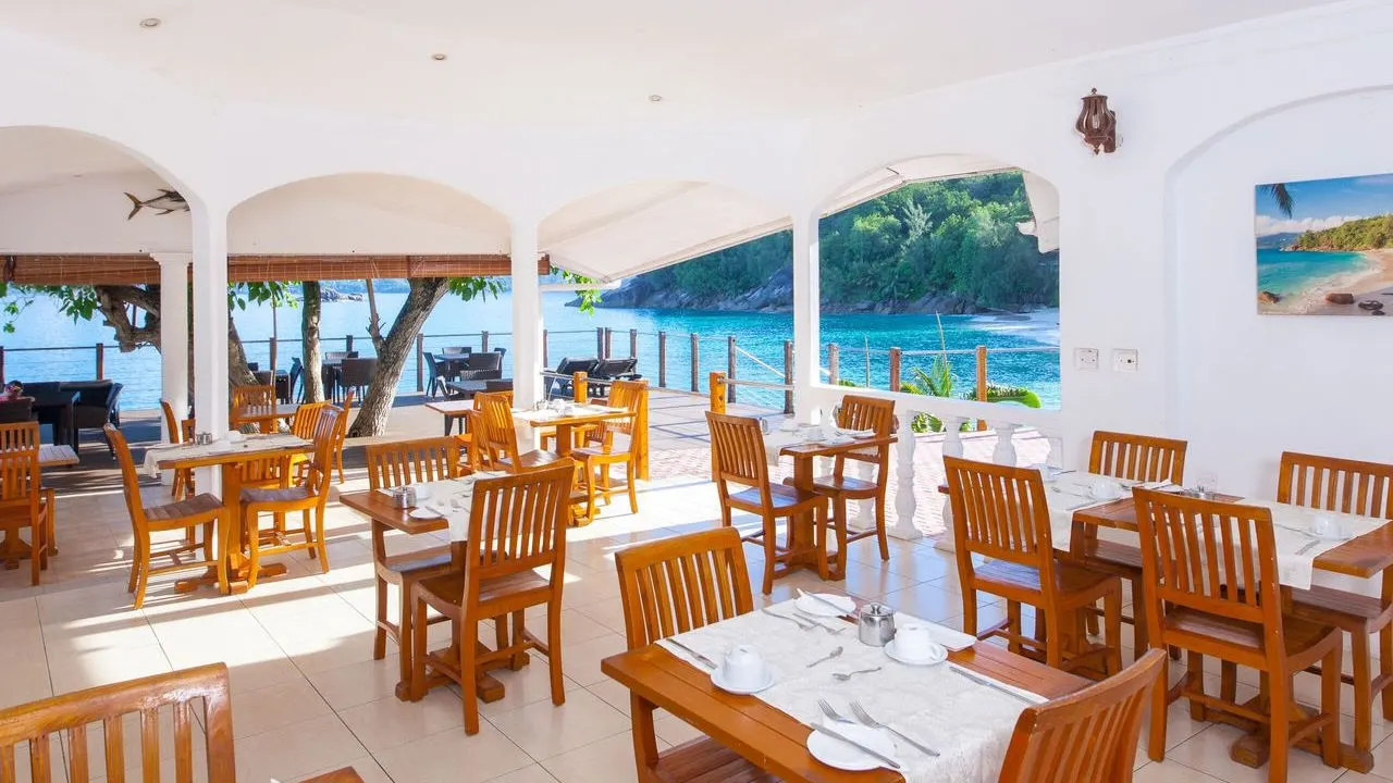 Anse Soleil Beachcomber — image 19