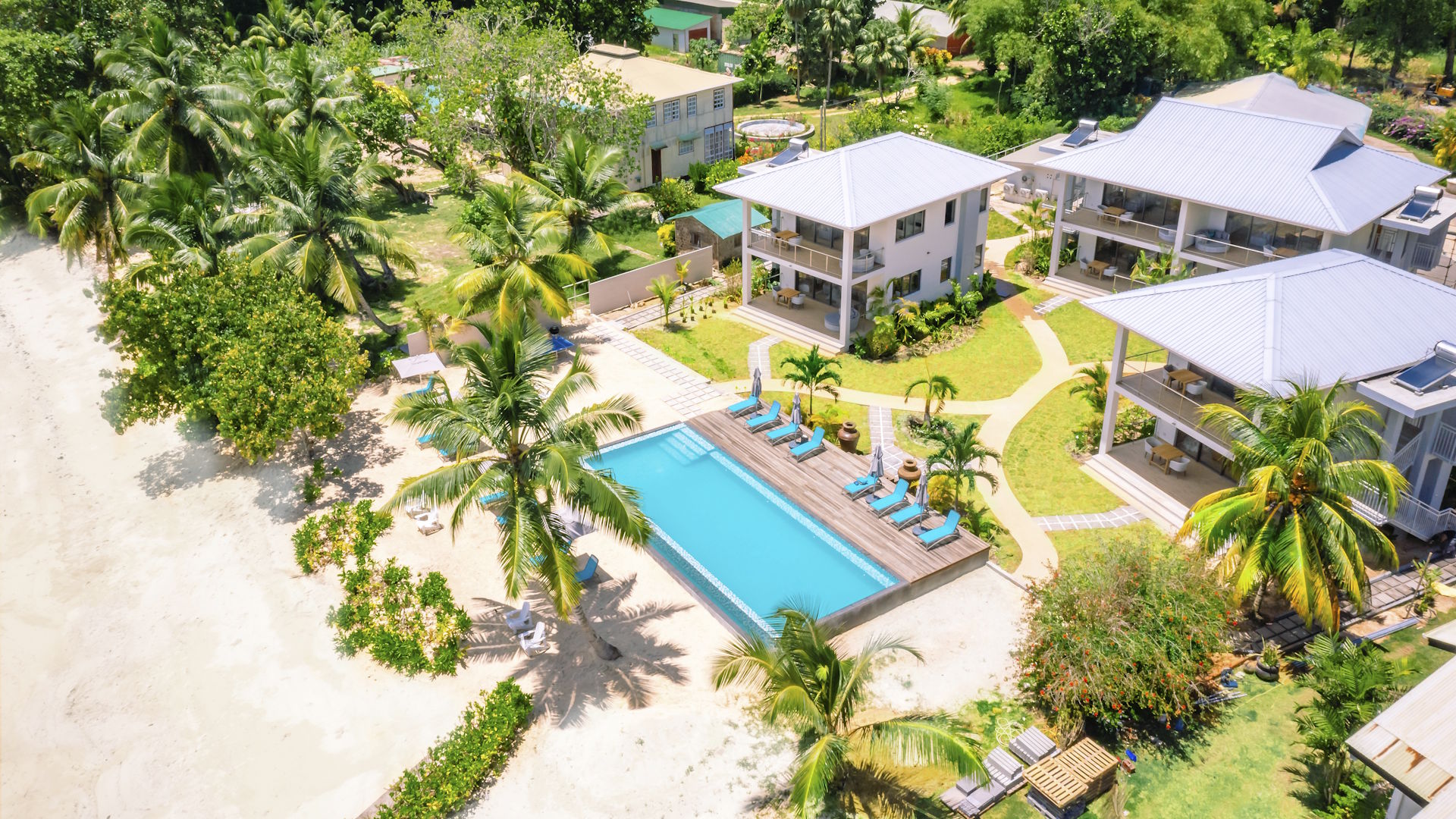 Pineapple Beach Villas