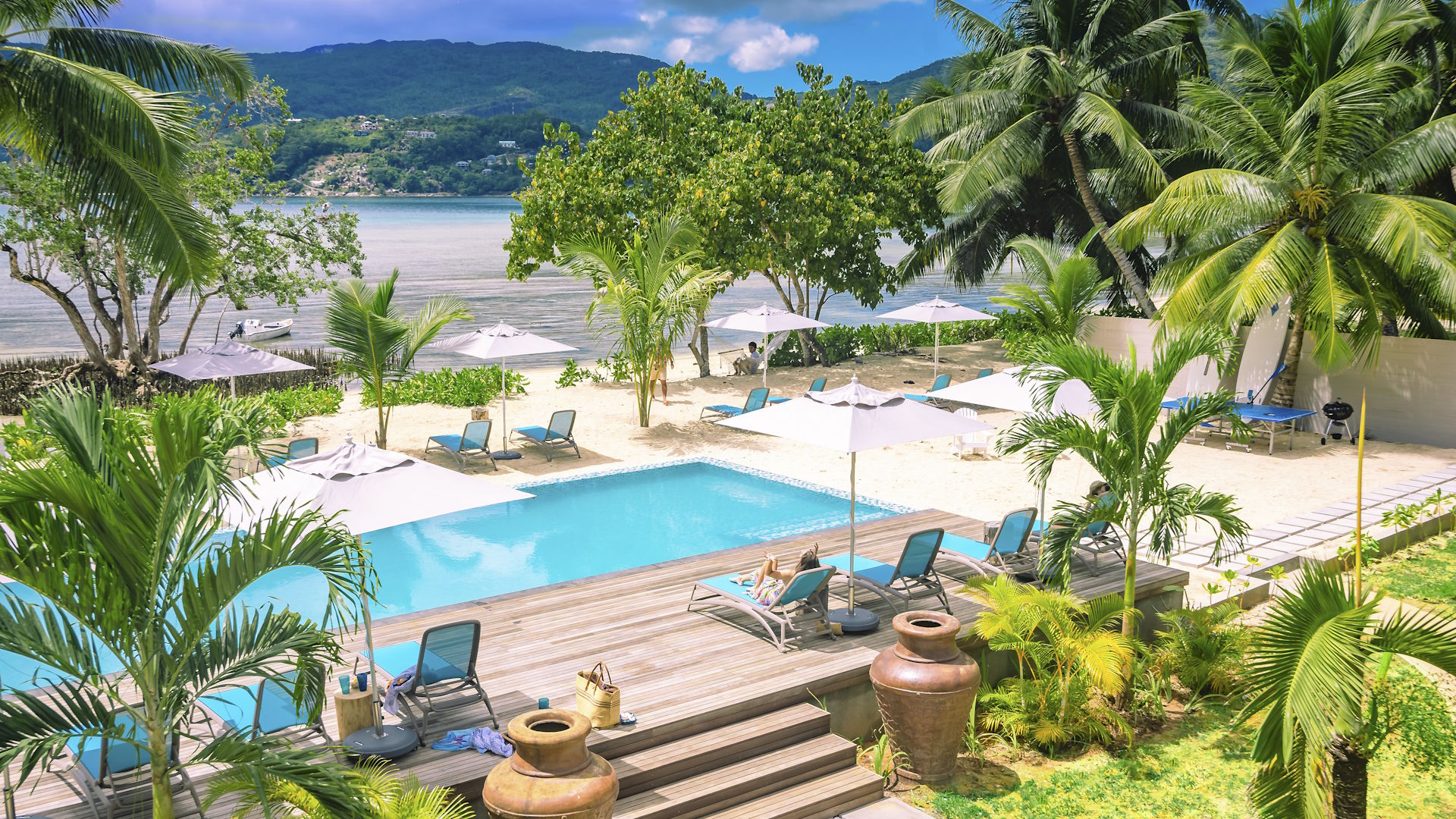 Pineapple Beach Villas — image 5