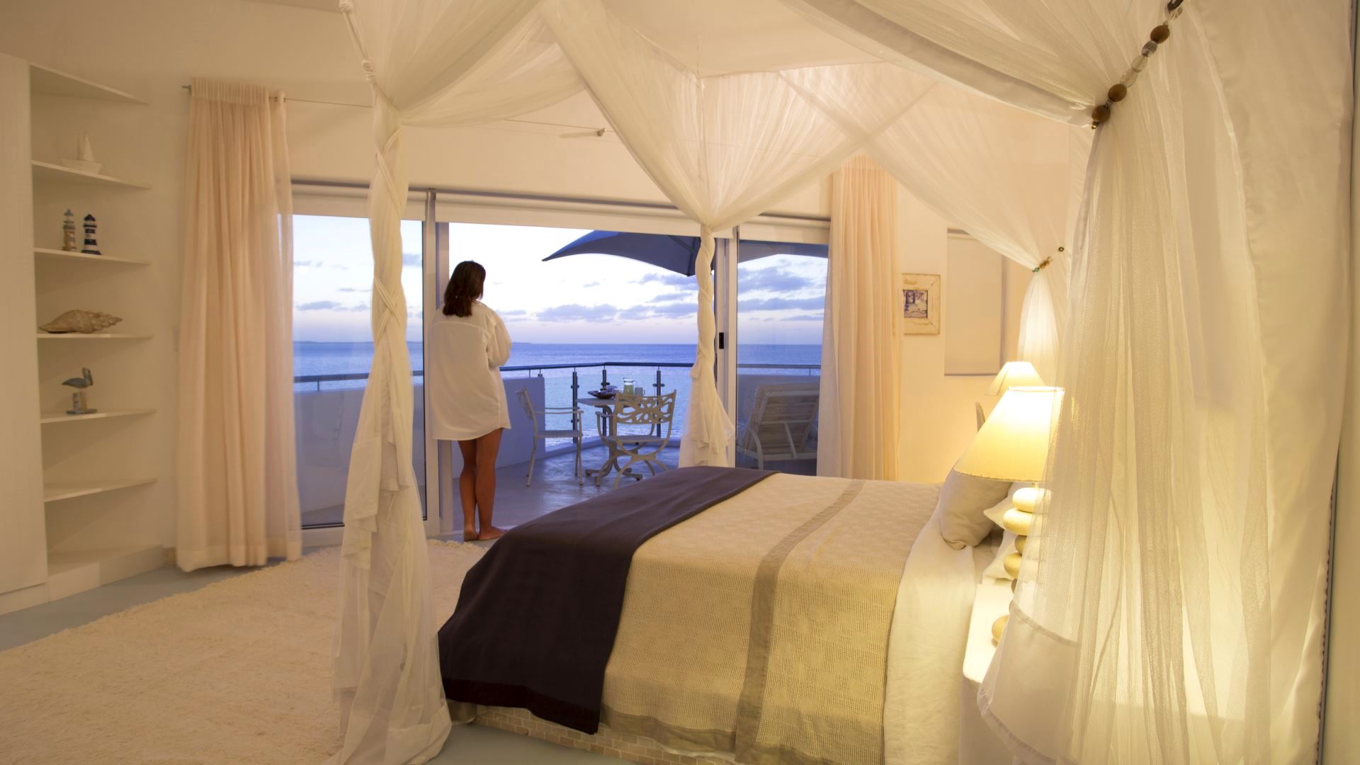 Santorini Villas — image 1