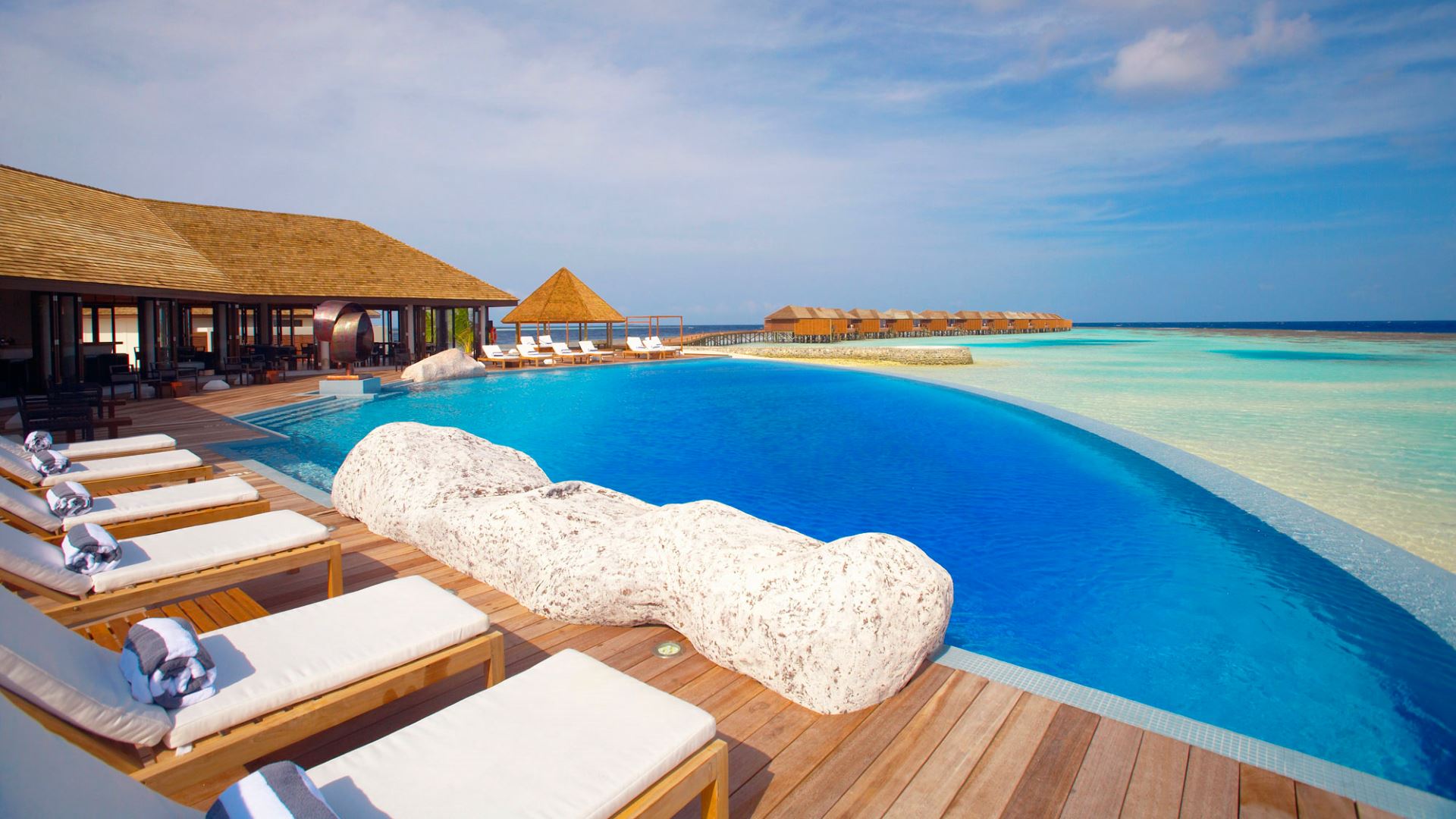 Lily Beach Resort — image 1