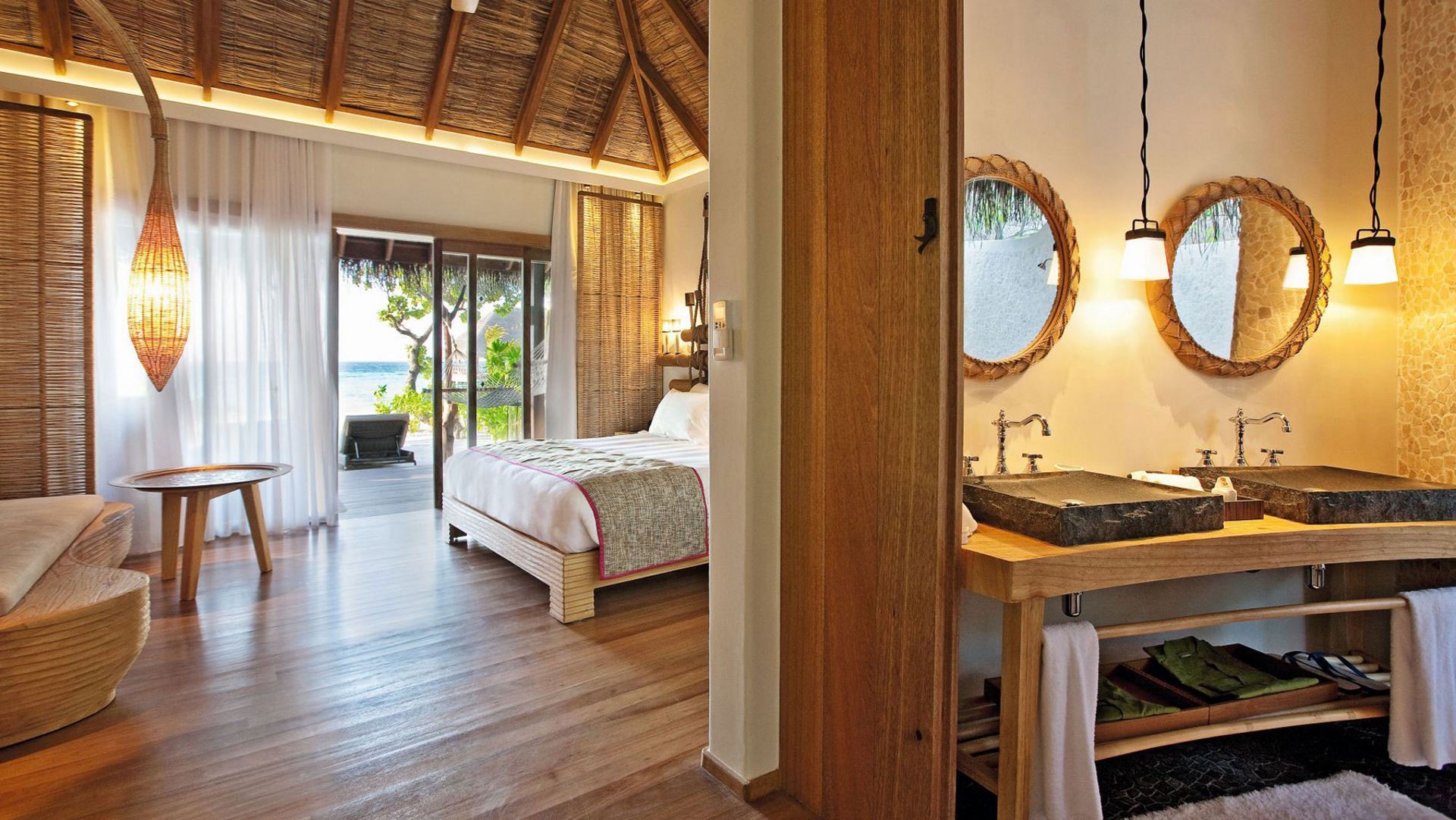 Constance Moofushi — image 1