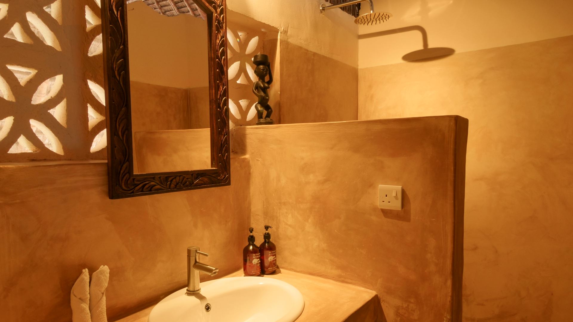 Zanzibar Pearl — image 6