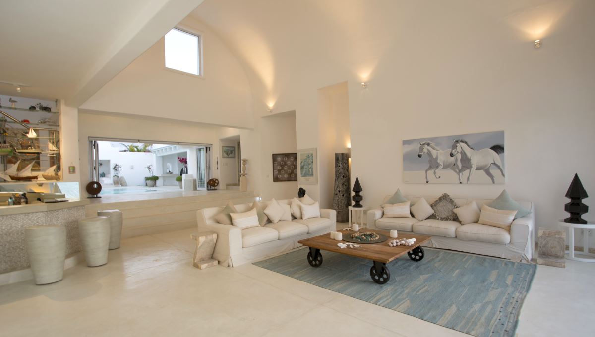 Santorini Villas — image 12